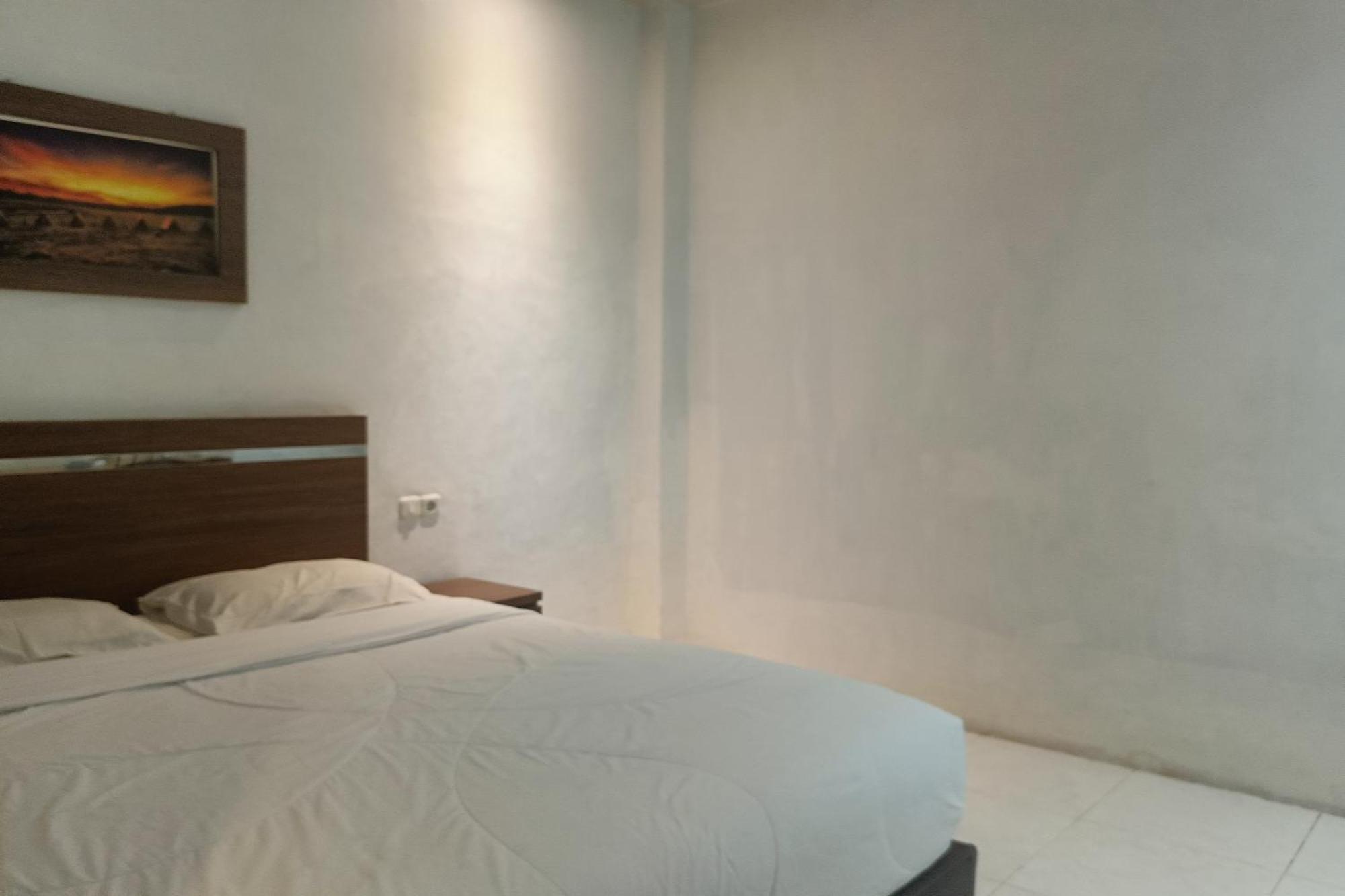 Oyo 93929 Erbee 2* Makassar